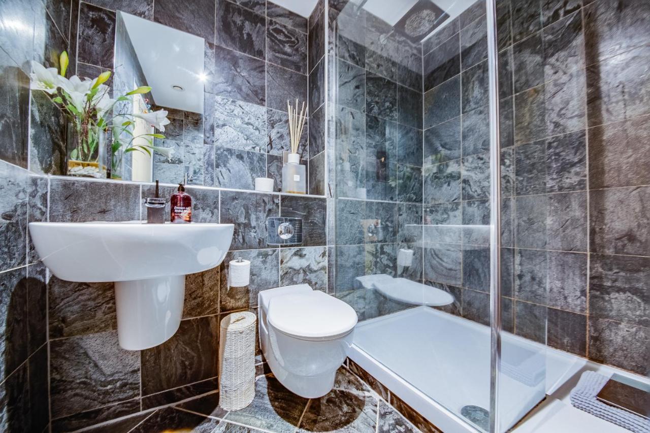 Spacious 3-Bed Penthouse With City Sky Line Views Sheffield Zewnętrze zdjęcie